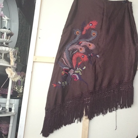 Henna embroidered skirt 😍 size 7 - Picture 2 of 6